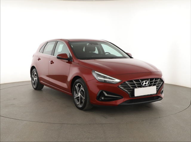 Hyundai i30, 2022