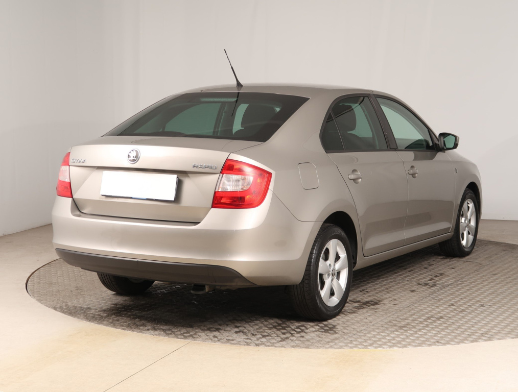 Škoda Rapid