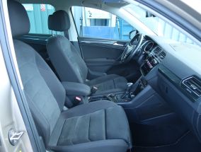 Volkswagen Tiguan - 2019
