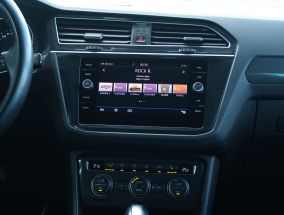 Volkswagen Tiguan - 2019