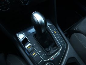 Volkswagen Tiguan - 2019