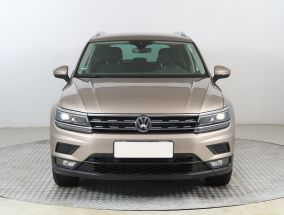 Volkswagen Tiguan - 2019