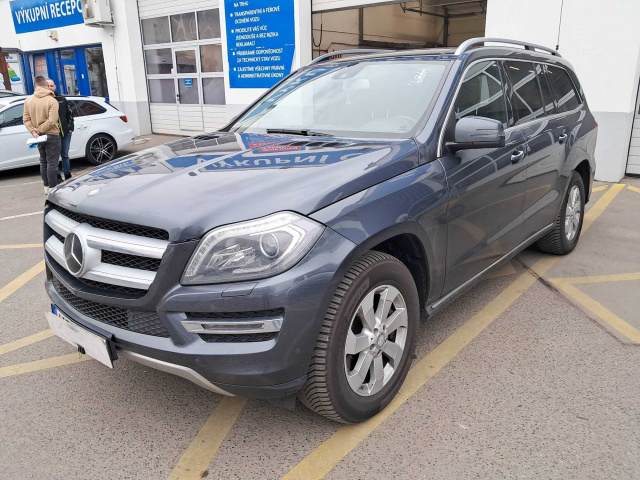 Mercedes-Benz GL 2015