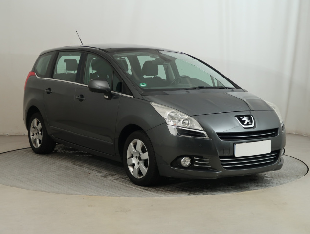 Peugeot 5008 2012