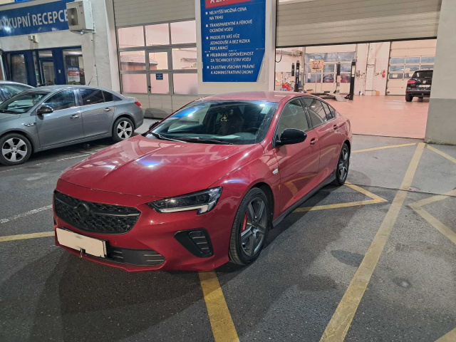 Opel Insignia 2021