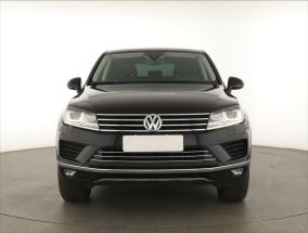 Volkswagen Touareg - 2015