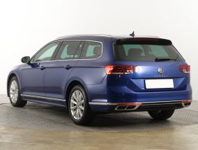 Volkswagen Passat - 2020