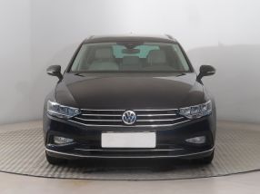 Volkswagen Passat - 2020