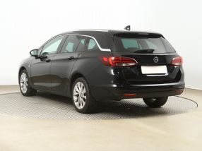 Opel Astra - 2017