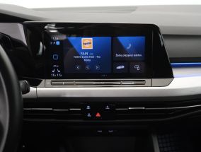 Volkswagen Golf - 2022