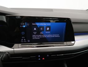 Volkswagen Golf - 2022