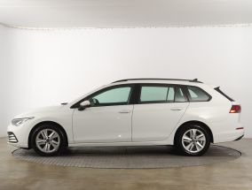 Volkswagen Golf - 2022