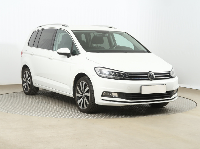 Volkswagen Touran 2015