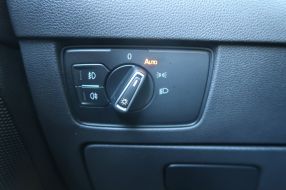 Volkswagen Passat - 2022