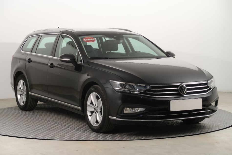 Volkswagen Passat - 2022