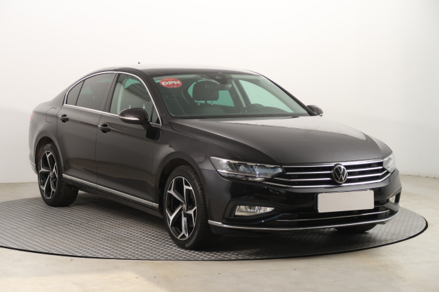 Volkswagen Passat 2021