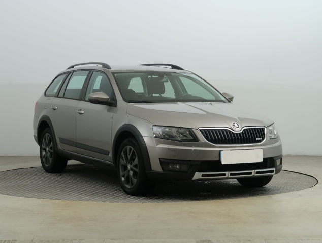 Škoda Octavia Scout, 2016