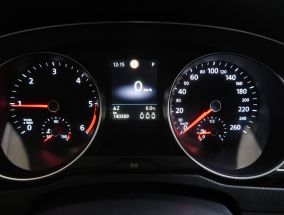 Volkswagen Passat - 2020