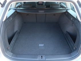 Volkswagen Passat - 2020