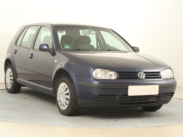 Volkswagen Golf 2003