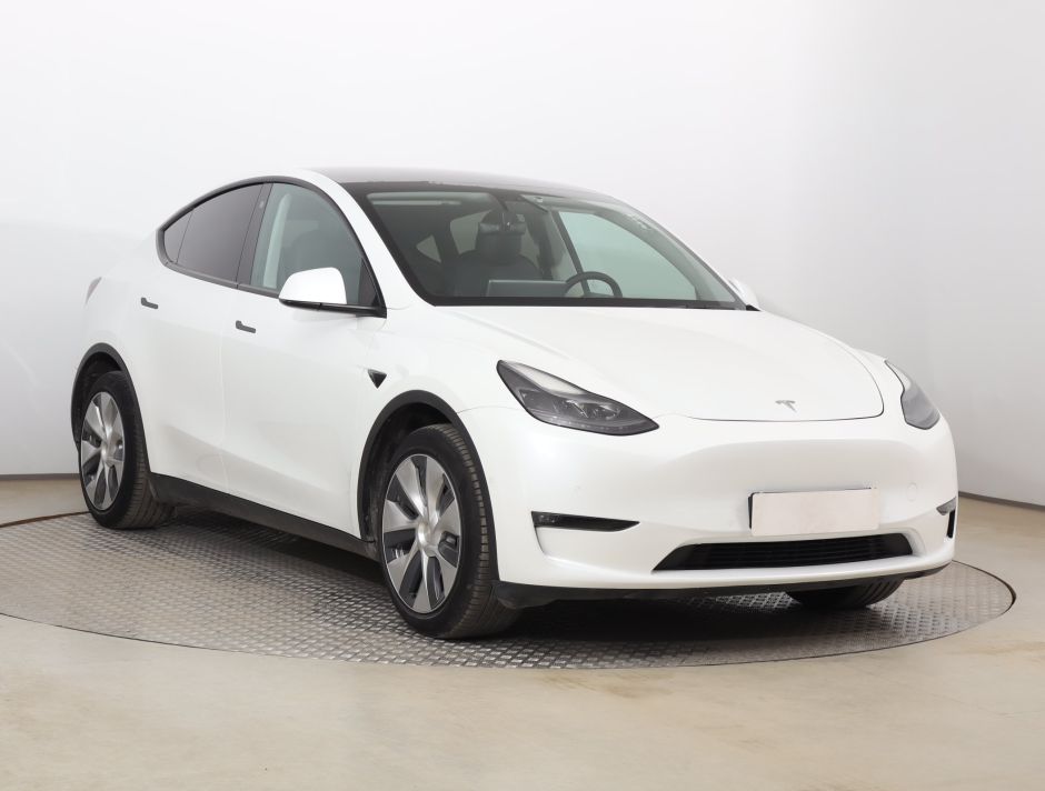 Tesla Model Y - 2021