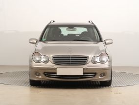 Mercedes-Benz C - 2004