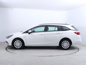 Opel Astra - 2017