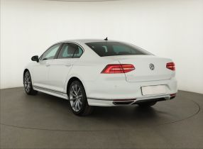Volkswagen Passat - 2018