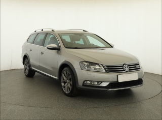 Volkswagen Passat, 2013