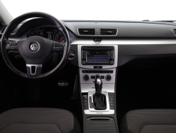 Volkswagen Passat 2013