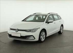 Volkswagen Golf - 2021