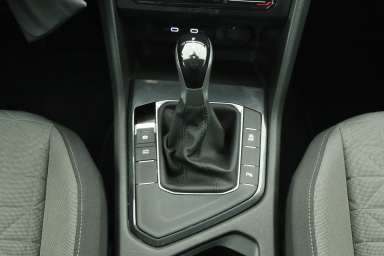 Volkswagen Tiguan - 2022