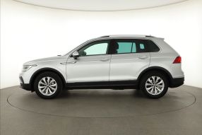 Volkswagen Tiguan - 2022