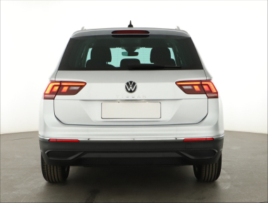 Volkswagen Tiguan - 2022