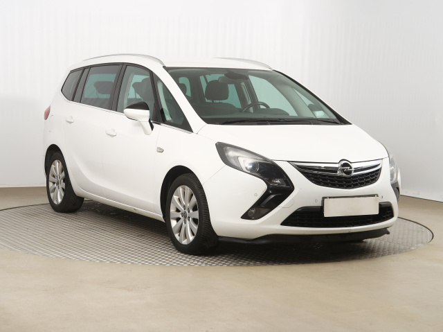 Opel Zafira 2015