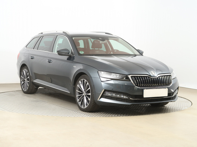Škoda Superb 2021