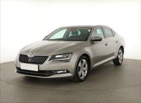 Skoda Superb - 2016