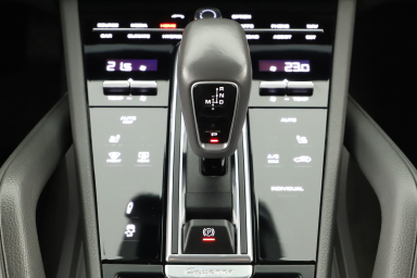Porsche Cayenne - 2020