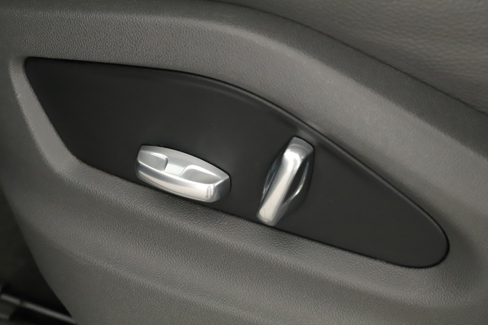 Porsche Cayenne - 2020