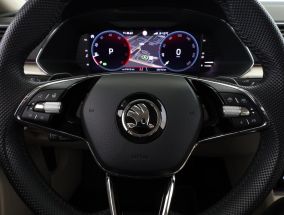 Škoda Superb - 2023