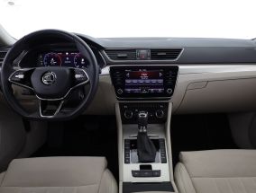 Škoda Superb - 2023