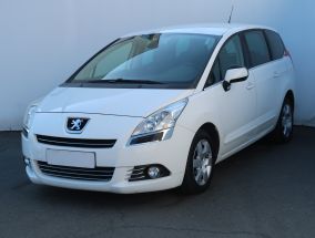 Peugeot 5008 - 2013