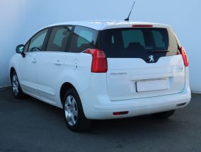 Peugeot 5008 - 2013