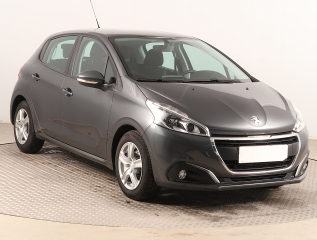 Peugeot 208 2015