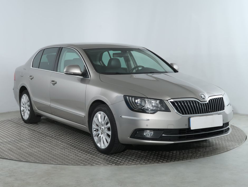 Skoda Superb - 2014