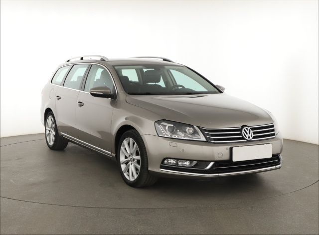 Volkswagen Passat, 2014