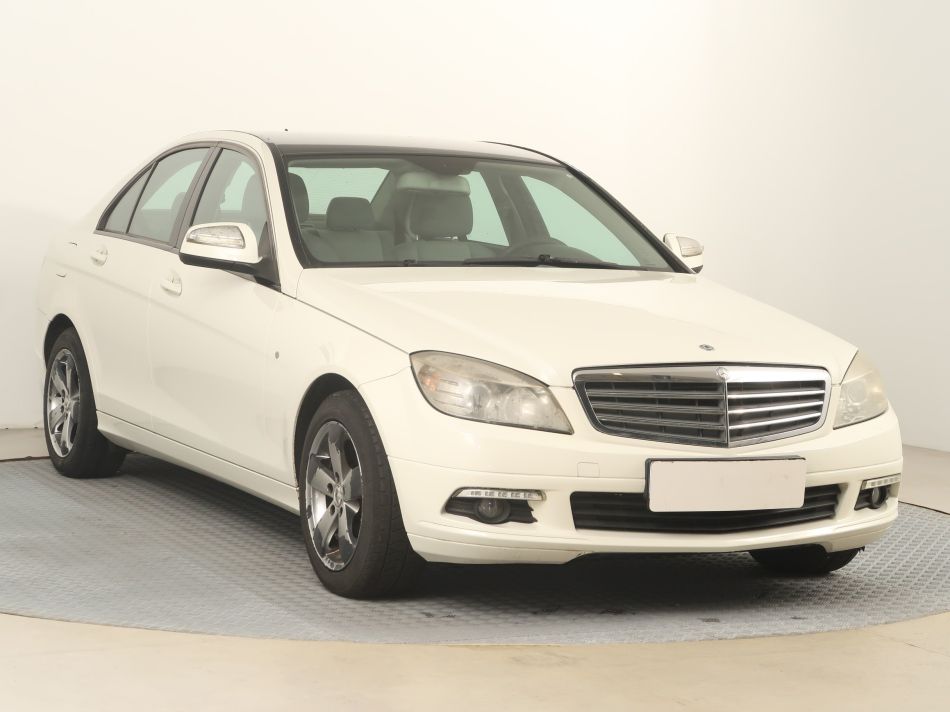 Mercedes-Benz C - 2007