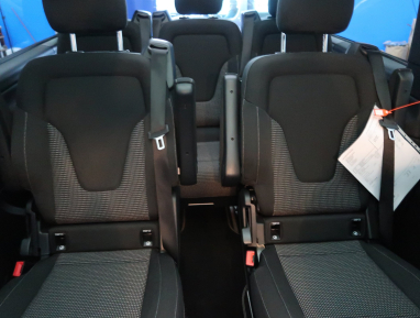 Mercedes-Benz V - 2021
