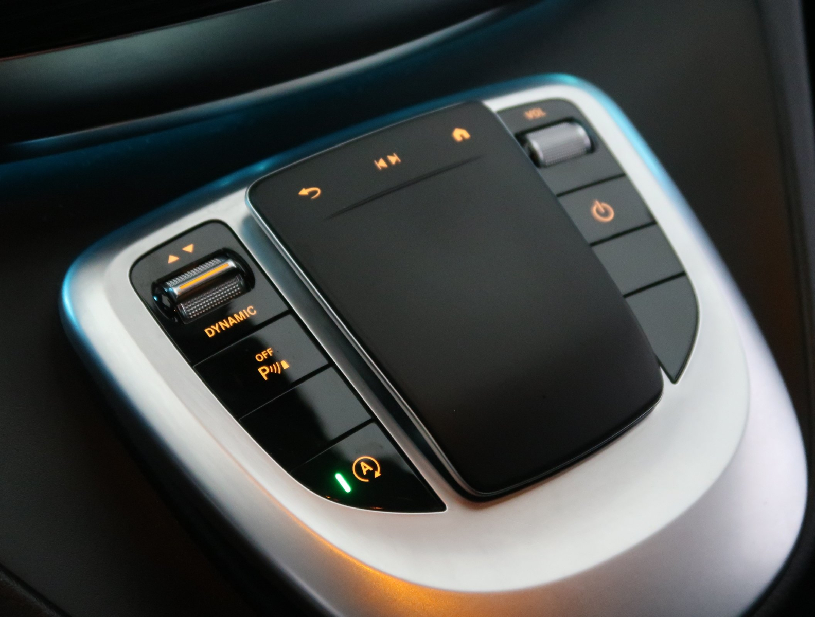 Mercedes-Benz V - 2021