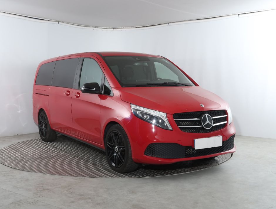 Mercedes-Benz V - 2021
